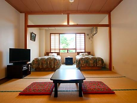 Room with Tatami Area