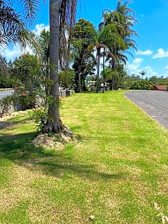 The Seaview Tavern Motel