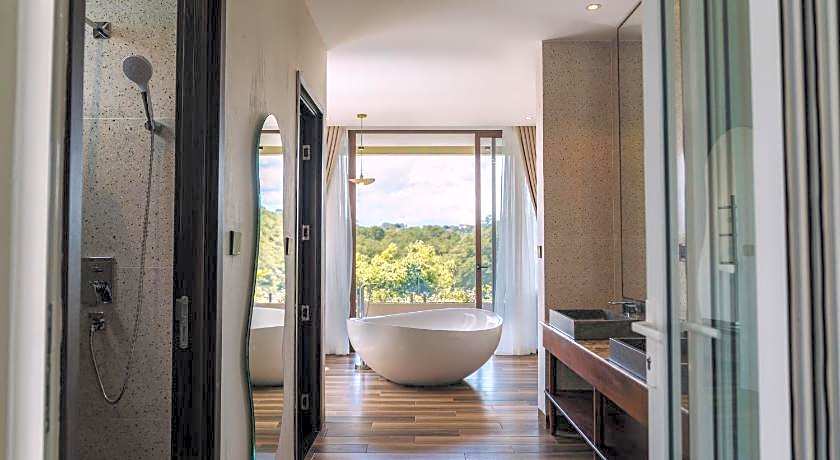 Zen Valley Dalat Resort