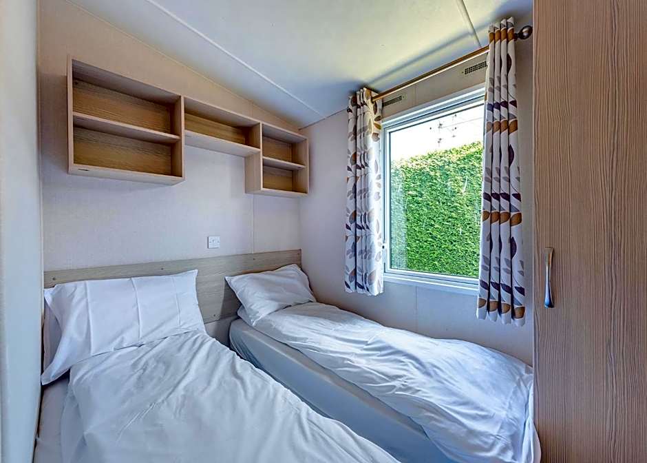 Riverside Caravan Holiday Park