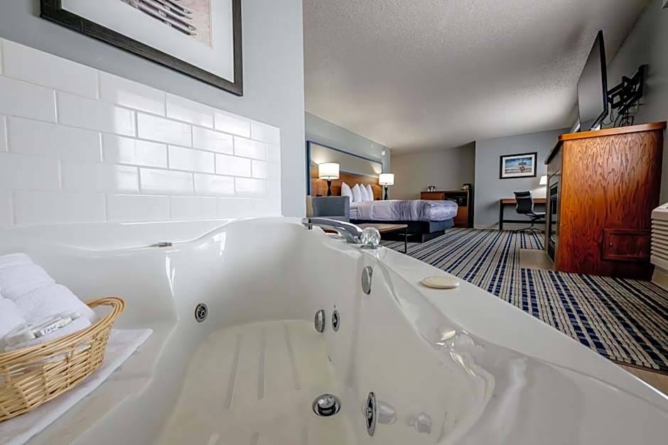 AmericInn by Wyndham Sturgeon Bay