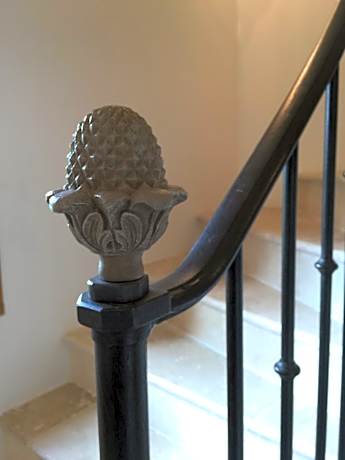 Queen Room with Garden View