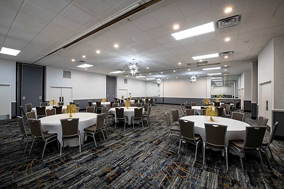 Baymont by Wyndham White Plains - Elmsford