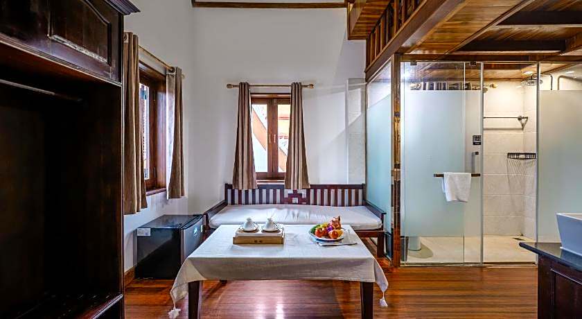 wisdom mystery hotel