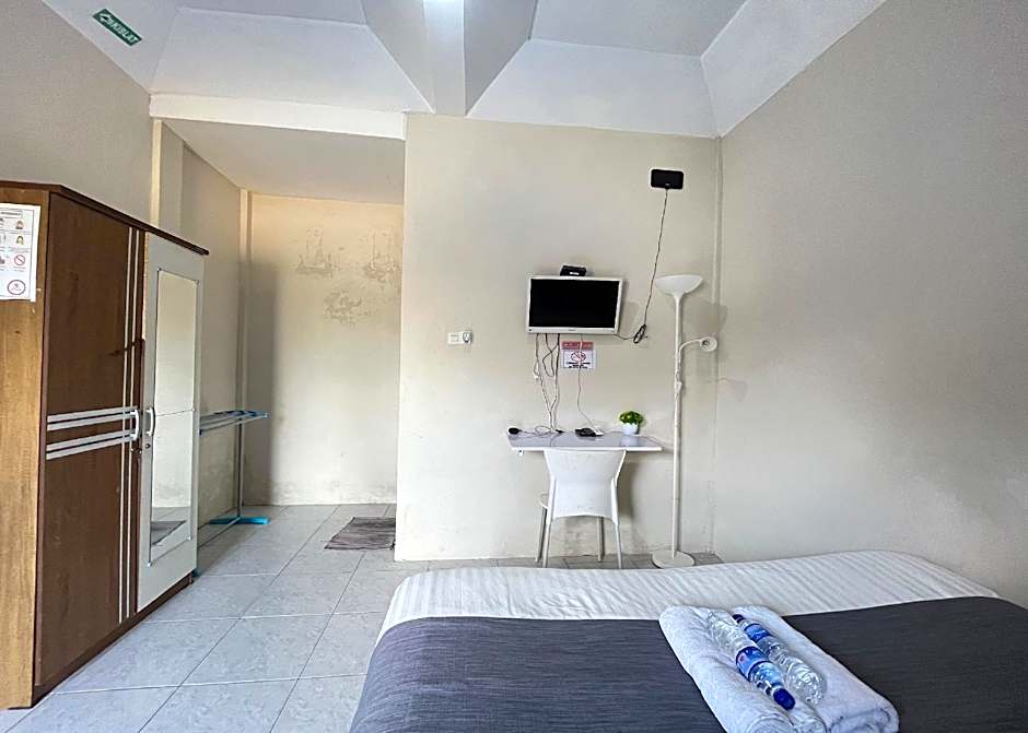 Steze Guesthouse Syariah Telanaipura