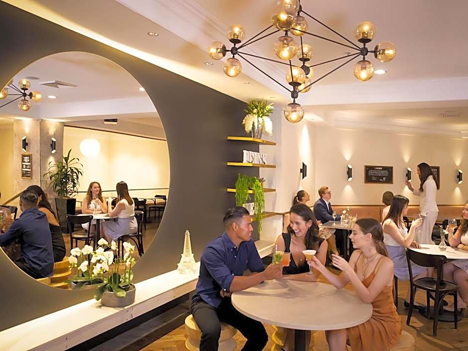 Novotel Sydney International Airport Hotel