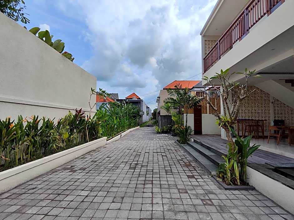 Lovecho Villa & Room Unit Canggu