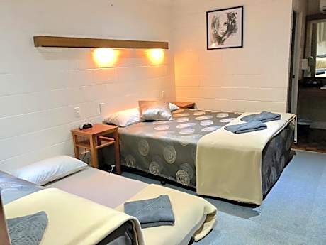 Twin Room With a Trundle