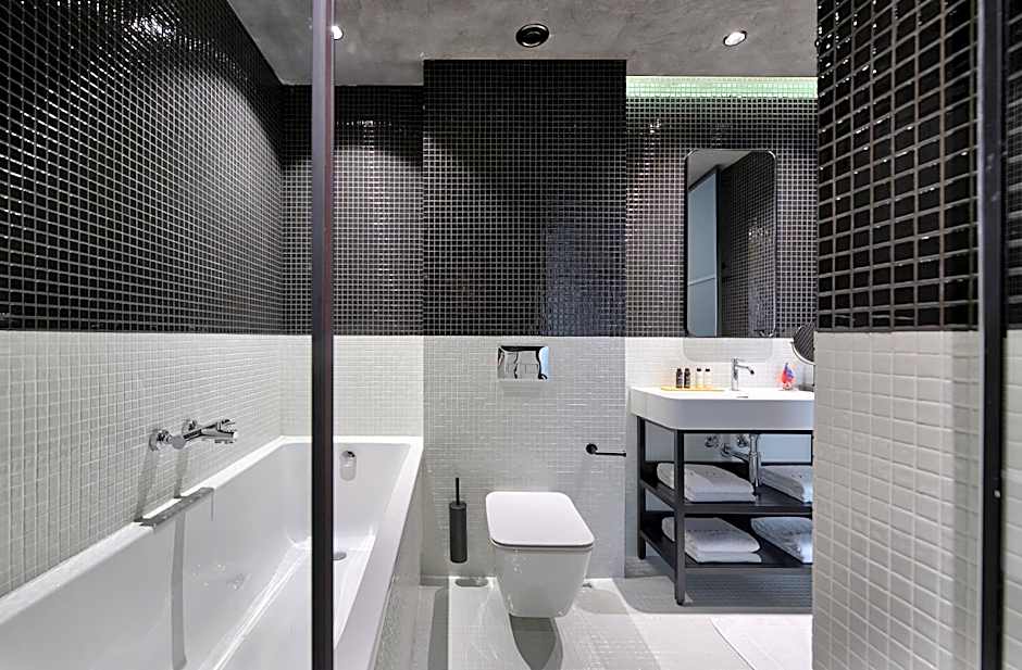 ONOMA Hotel