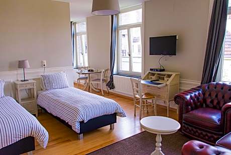 Suite with Garden View