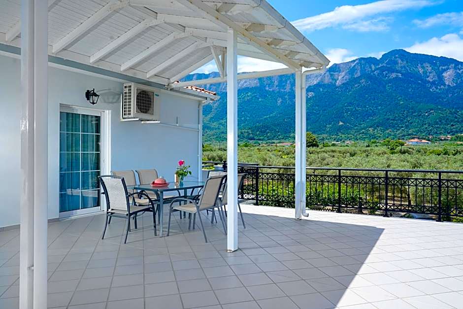 Melathron Rooms & Apartments