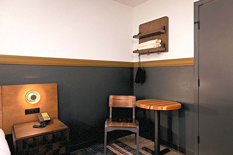 The Ozarker Lodge
