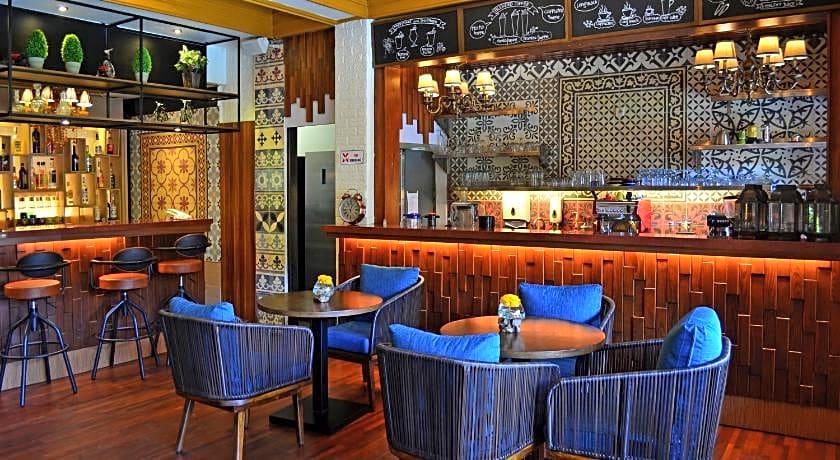 Ari Putri Hotel