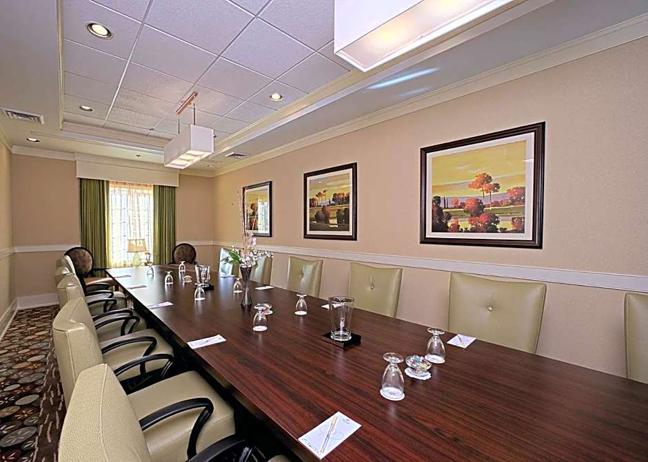 DoubleTree Suites by Hilton at The Battery Atlanta