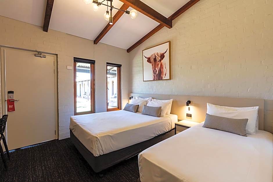 Nightcap at Wintersun Hotel