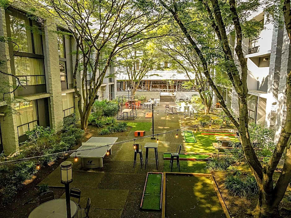 Hotel 116, a Coast Hotel