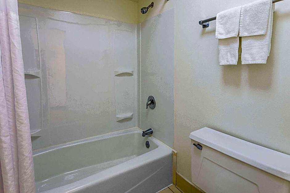 Studio 6 Suites Jacksonville, NC