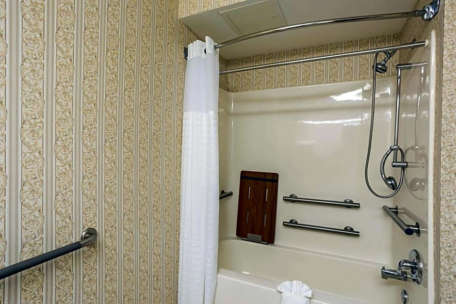 Comfort Suites New Orleans East