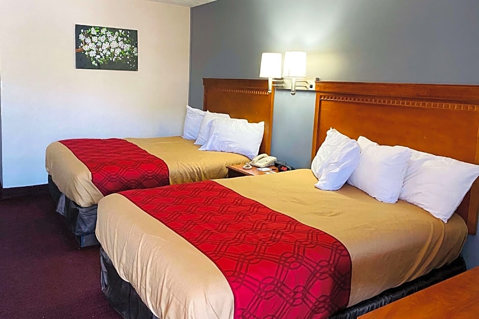 Baymont by Wyndham Lake George