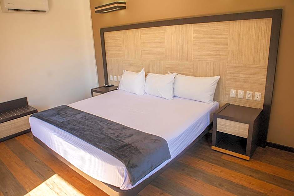 Hotel Paseo de la Presa