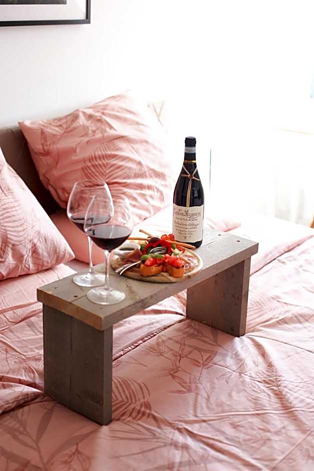 Bed and Wine Nonsolovino