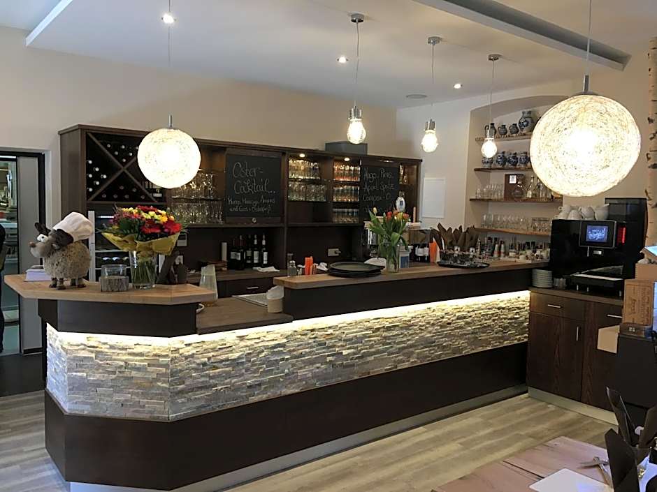 Hotel & Restaurant Hessischer Hof