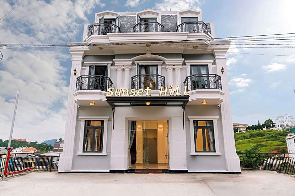 Sunset Hill Hotel