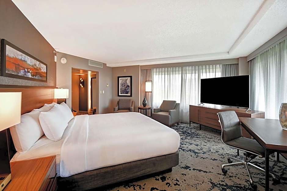 Embassy Suites By Hilton Hotel Omaha-Downtown/Old Market