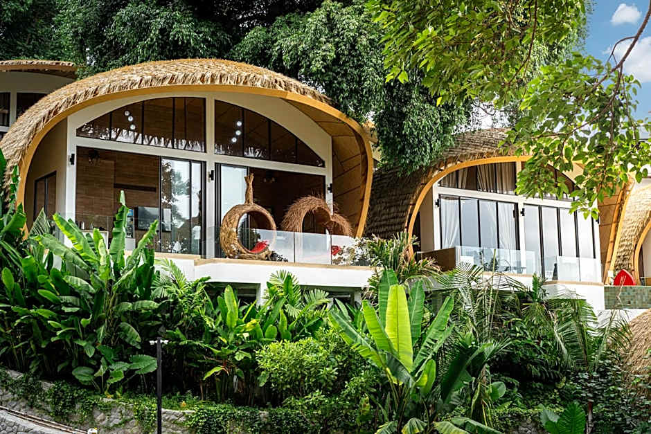 Three Monkeys Villas