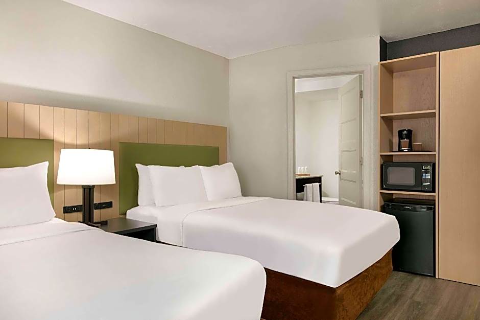 Country Inn & Suites by Radisson, Roanoke Rapids, NC