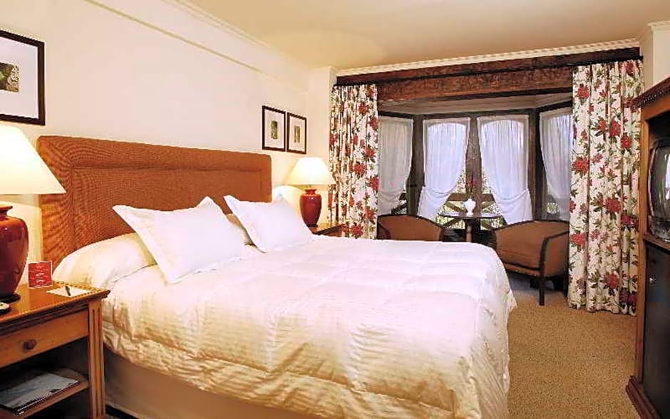 Photo 1 of 2 of 1 Bed