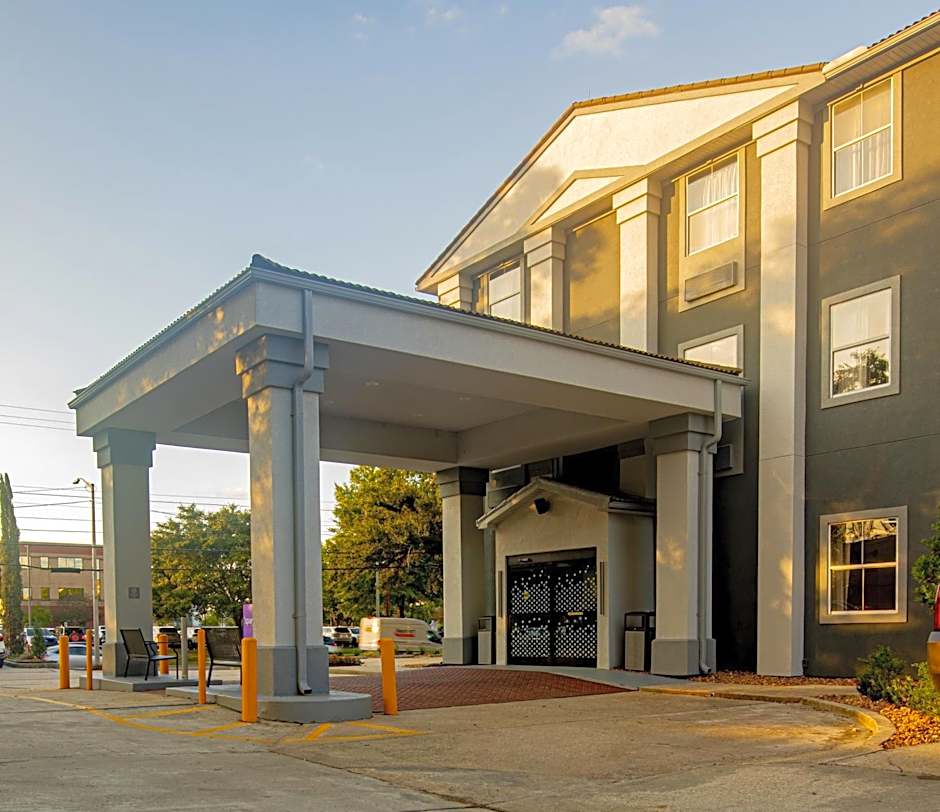 Spark by Hilton Lafayette South