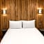 RIOSHOUSE Henley