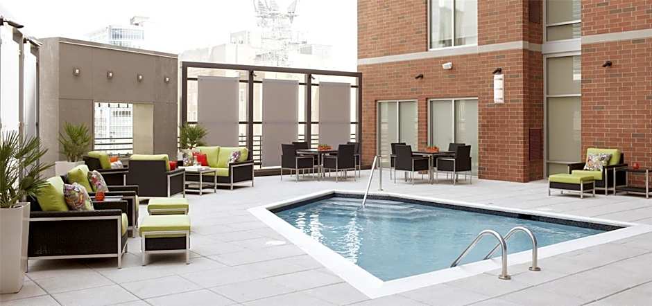 Hyatt House Charlotte Center City