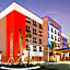 Holiday Inn Express & Suites Jacksonville - Town Center By IHG