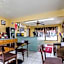 Econo Lodge Winfield
