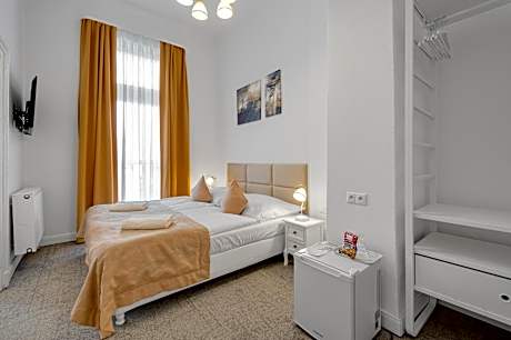 Triple Room with Balcony