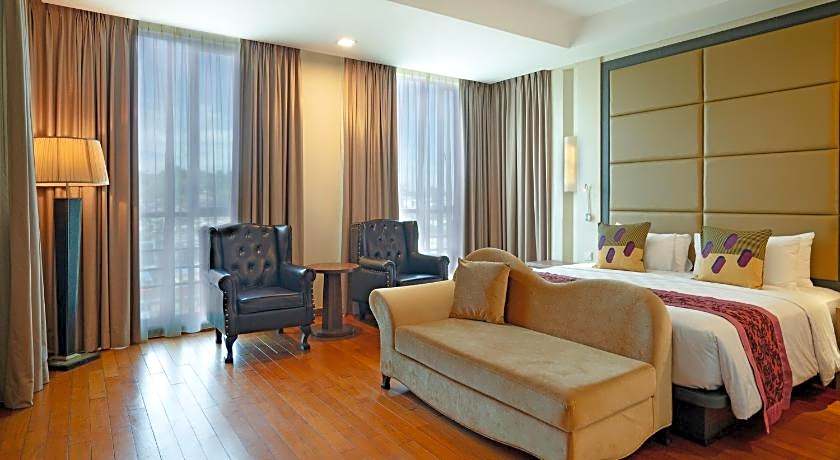 Nagoya Hill Hotel Batam