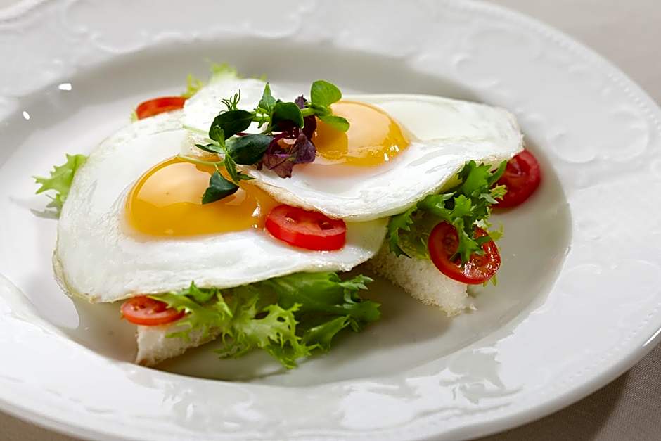 Imperial Hotel & Restaurant