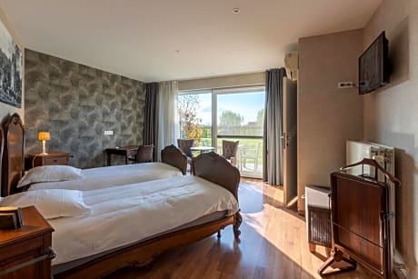 Twin Room with Terrace
