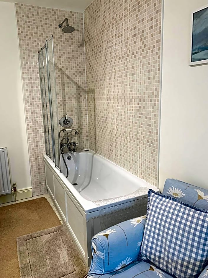 Dalton House Bed and Breakfast