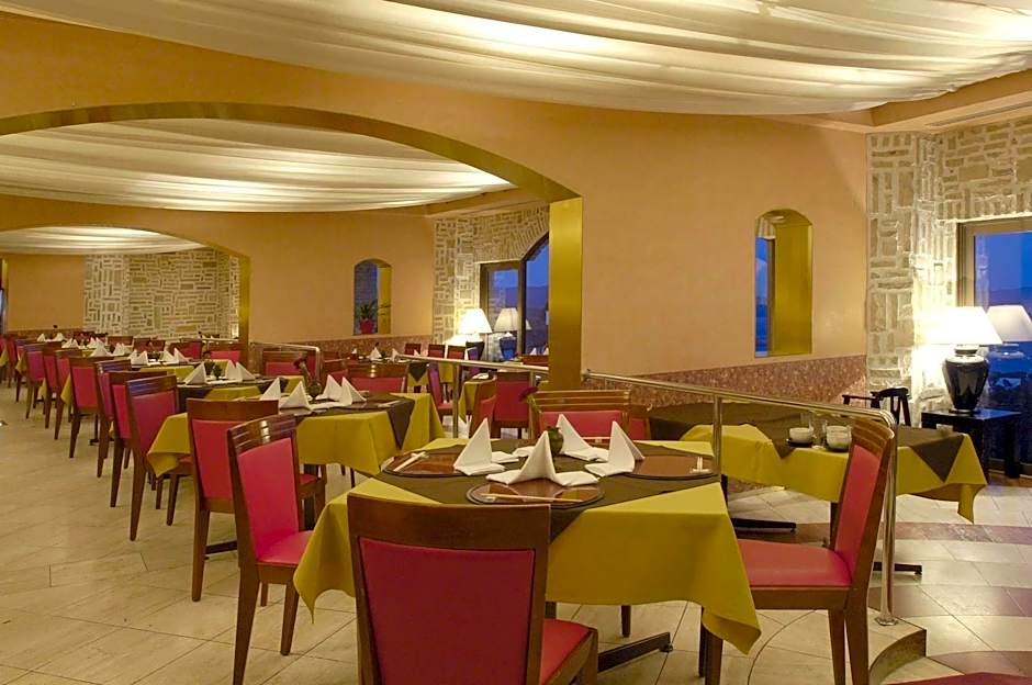 Hotel Altia Toba