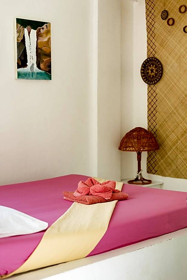 Puerto Galera Hostel