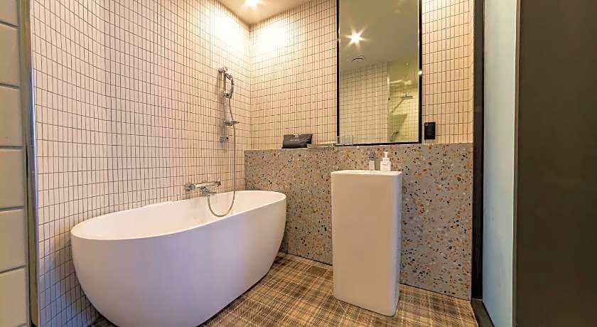 Hound Garden&Terrace Hotel