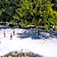 Hakuna Majiwe Beach Resort