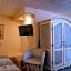 The Historic Taos Inn
