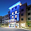 Holiday Inn Express and Suites Valencia - Santa Clarita By IHG