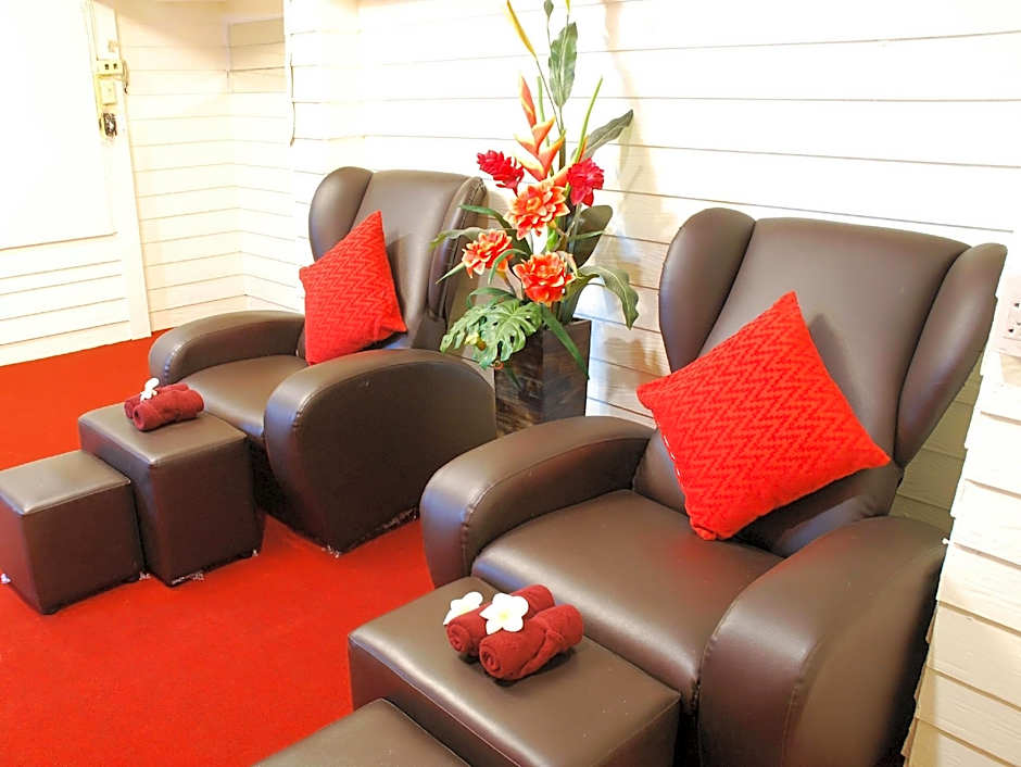 OYO 465 Krung Kao Traveller Lodge