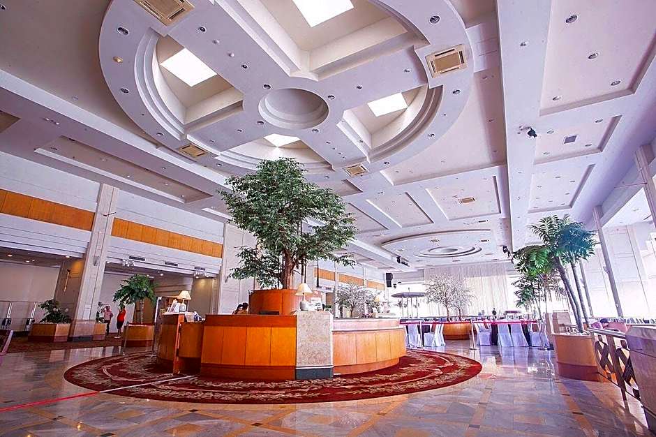 Lee Gardens Plaza Hotel