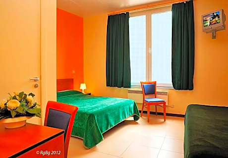 Hotel The Moon